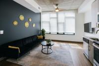 Luxe 2BR Apt Minutes to Dining and Culture - B&B Birmingham