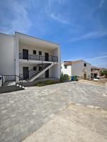 Providenca Studio Apartment with Free Parking - Chambres d’hôtes Sibenik