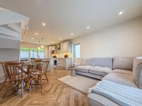 Coastal Calm at Stanpit Hideaway - B&B Christchurch