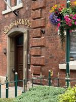 Urban City Centre Apartment 1 Private Parking - B&B Kingston upon Hull