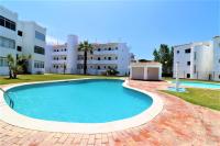 Cosy studio apartment in Vilamoura with AC and Pool! - B&B Quarteira
