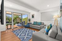 Baxter's Beach House by Experience Jervis Bay - B&B Vincentia