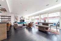 Nest Penthouse - B&B London