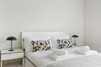 Stylish Kensington Gardens Flat - B&B London