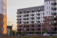 Air Conditioned Studio with Mountain View, Parking and Balcony by Noclegi Renters - B&B Tychy