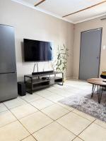 280 Sando RD - B&B Windhoek