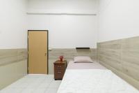 Room 1 Homestay Near BTS Bangwa - B&B Bangkok