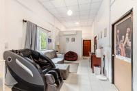 Room 1 Homestay Near BTS Bangwa - B&B Bangkok