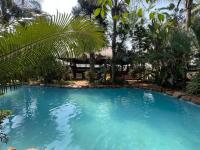 Motozi Lodge - Bed and Breakfast Pelindaba