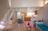 Central Studios in Agios Nikitas pedestrian zone - B&B Ágios Nikítas