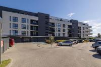 Air Conditioned Apartment in Tychy with Parking and Desk by Noclegi Renters - Ferienwohnung Tychy