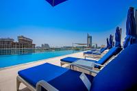Luxury 2BHK Sea & Palm Views 20th Floor Tram line - B&B Dubái