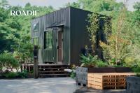 One-Bedroom Apartment with View