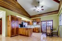 Suite at Villa Maya -Gold Standard and Certified - B&B San Ignacio