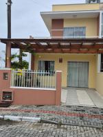 Sobrado Pé na Areia e perto do Beto Carreiro - B&B Piçaras