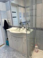 Smile Room Balice - Bed and Breakfast Liszki