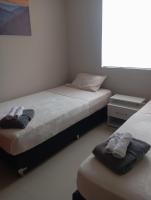 Apartamento de 3 dormitorios con balcón