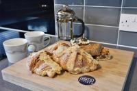 Large 2-BR City Home Free Parking - B&B Hereford