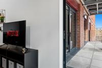 Central Liverpool Luxury 2BR w Balcony & 2 Baths - B&B Liverpool