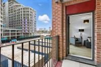 2BR Apt - City Centre - Parking - Balcony - Long Stays - Contractors - B&B Liverpool