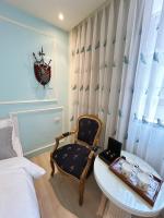 巴洛克文旅Baroque #花園夜市住宿優惠推薦#海安路民宿 - Chambres d’hôtes Tainan