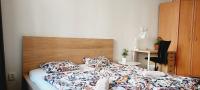 Private room 30 min nice walk to old center B - Ferienwohnung Prag