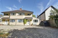 Charming 4 bedroom home in Felsted - Bed and Breakfast Felsted