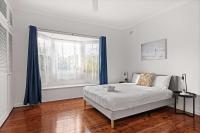 Spacious Double Ensuite Room in Marsfield - Well-Connected Suburb - B&B Epping
