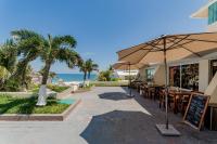 Renovated 2 BDR Beachfront by Casa Paraiso - Bed and Breakfast Cancun