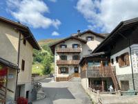 Appartamento Baita Cusini Saroch - B&B Livigno