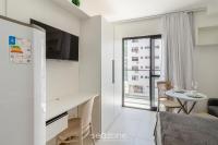 Aptos charmosos a 450m da Praia da Barra com rooftop e vista mar - PRV - B&B Salvador