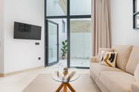 New Design Apartment - Private patio - Gallos 2 - B&B Siviglia