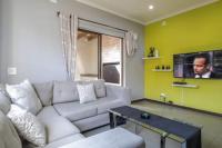 Howard Davis 28B by CTHA - B&B Cape Town