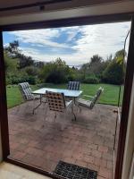 Kaiteriteri Abel Tasman Pet Friendly 3 Bedroom Self Contained Apartment - Chambres d'hôtes Kaiteriteri