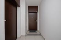 Teodorowicza Elegant Apartment with Parking in Warsaw by Noclegi Renters - Chambres d'hôtes Varsovie