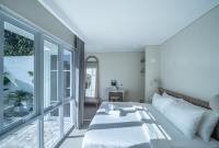 Villa Iris & Stone by Unicorn Villas Bali - B&B Uluwatu