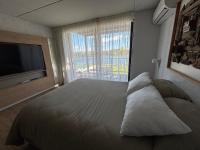 Excepcional Monoambiente edificio LAWA Calyptus - B&B Montevideo