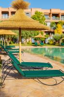 Chic Moroccan Vibes & Pool View - 2BR - B&B Marrakesh