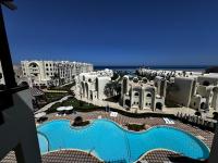 Gravity Apartments Sea View Pool View للأجانب فقط Just For Foreigners - B&B Hurgada