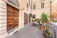 The Pantheon Gallery, in the Center of Rome - B&B Rome