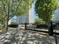 T2 Confort Tête d'Or - Parking gratuit - Climatisé - B&B Villeurbanne