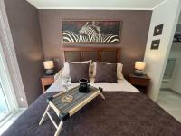 HOM I Wifi SmartTv SantaLucia Gyn CoWork Piscina - B&B Santiago de Chile