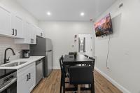 Modern 2 bedroom 1 bath unit 2 Near Airport, Xfinity Arena and Eagles Stadium - B&B Filadelfia