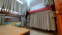 Posto Letto in Dormitorio con 4 Letti 