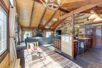 1 Mi to Slopes Big Bear Lake Alpen Haus with Spa - B&B Big Bear Lake
