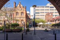 Sydney Urban Escape - Central Stay Near Top Attractions - Bed and Breakfast Sydney