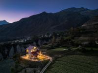 Tinan Khar - B&B Gondla