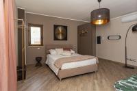 Habitación con cama grande 