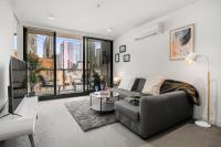 Modern CBD 2BR Free Parking & Stunning City Views - B&B Melbourne