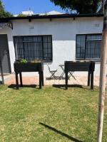 Cozy Cottage on 5th Avenue - Bed and Breakfast Johannesburg